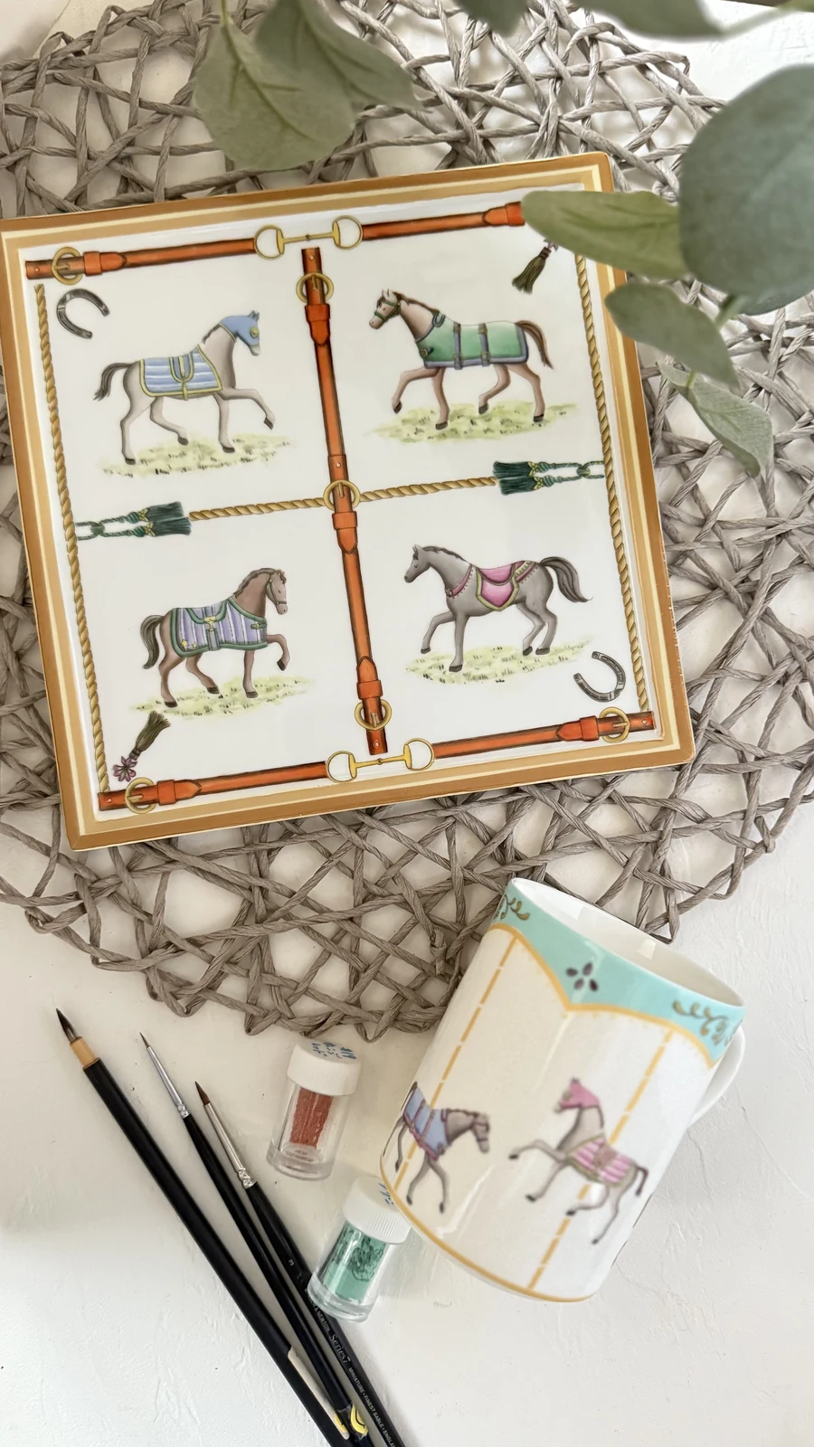 絵の具で描いた馬のデザインタイル